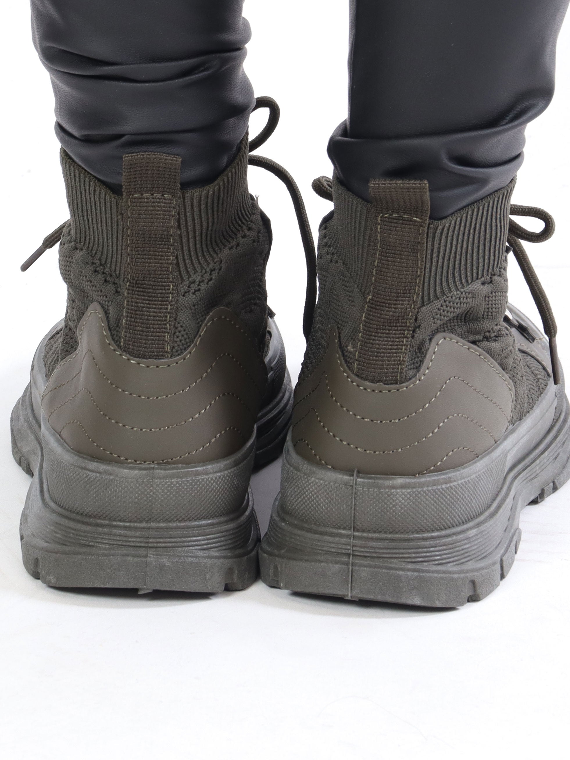 Liva - Sock sneakers med spetsdetaljer - Black